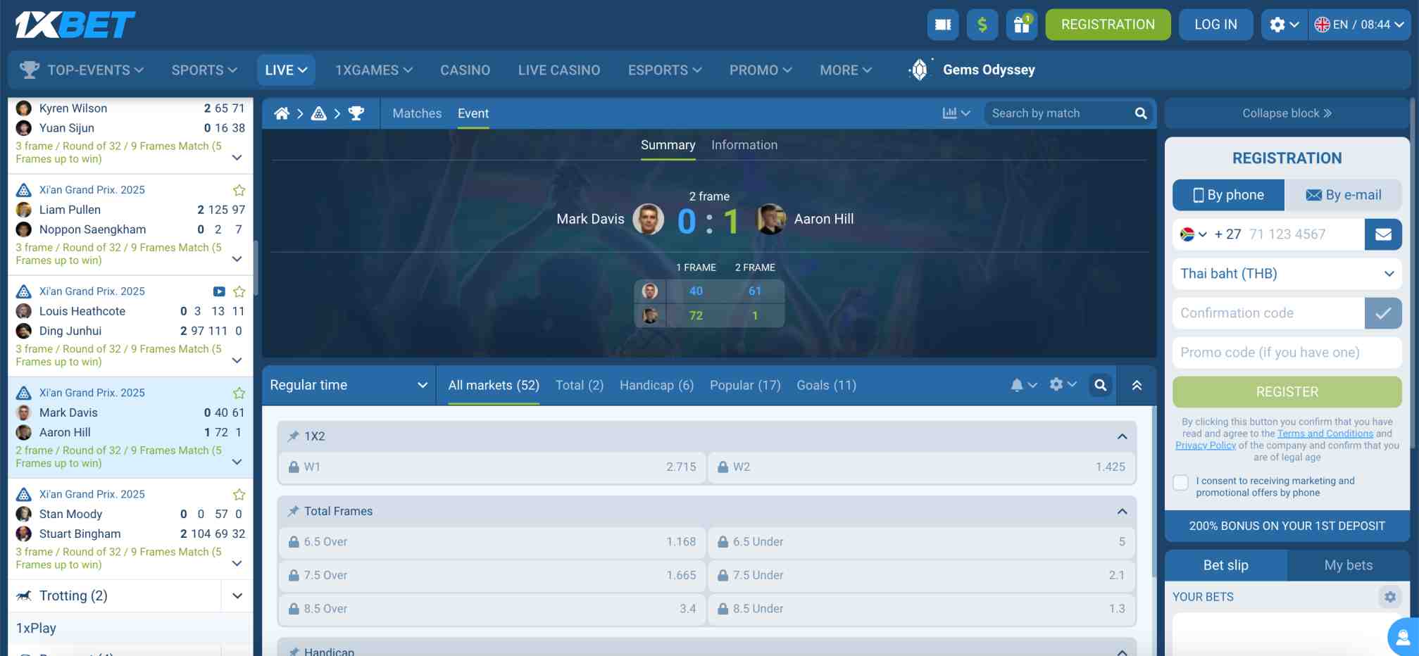 Live snooker betting screen on 1xBet showing Mark Davis vs Aaron Hill match details and betting markets